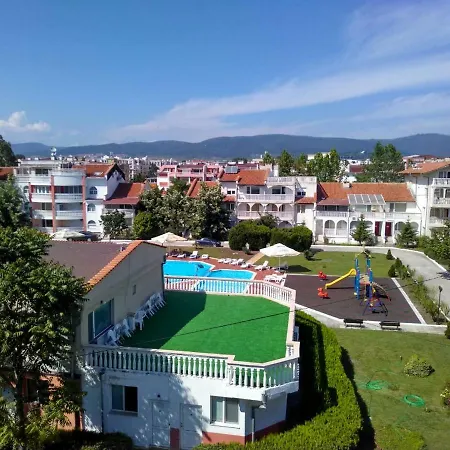 Bravo 1 George Apartman *