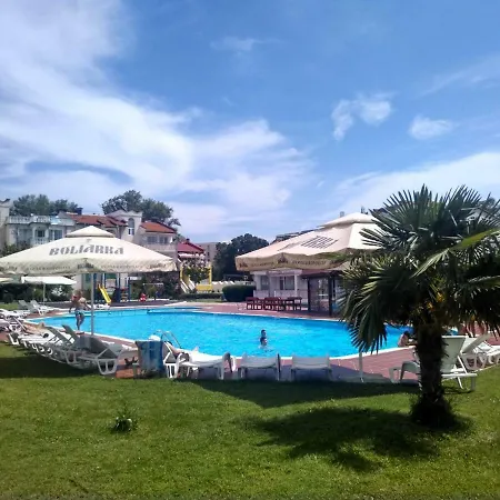 Bravo 1 George Apartman *