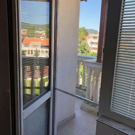 Bravo 1 George Słoneczny Brzeg