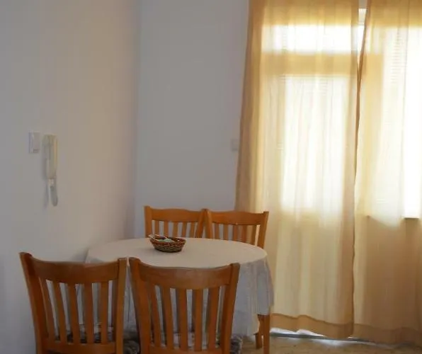 Bravo 1 George * סאני ביץ'